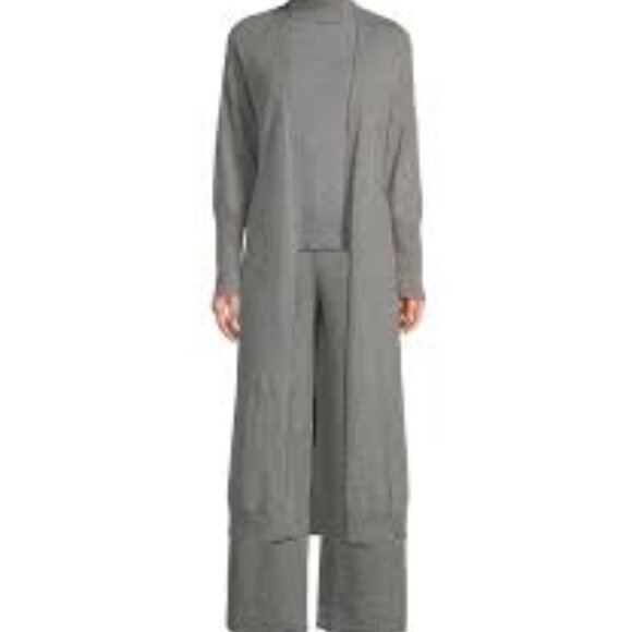 ANTONIO MELANI Sweaters - NWT Antonio Melani Luxury Collection Savannah Cashmere Long Sleeve Cardigan
